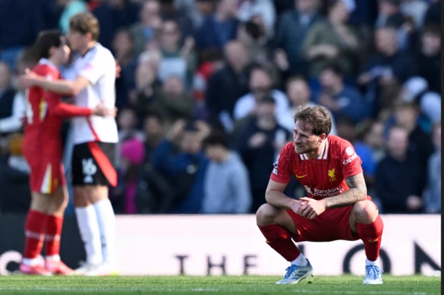 https://www.bbc.com/sport/football/live/.